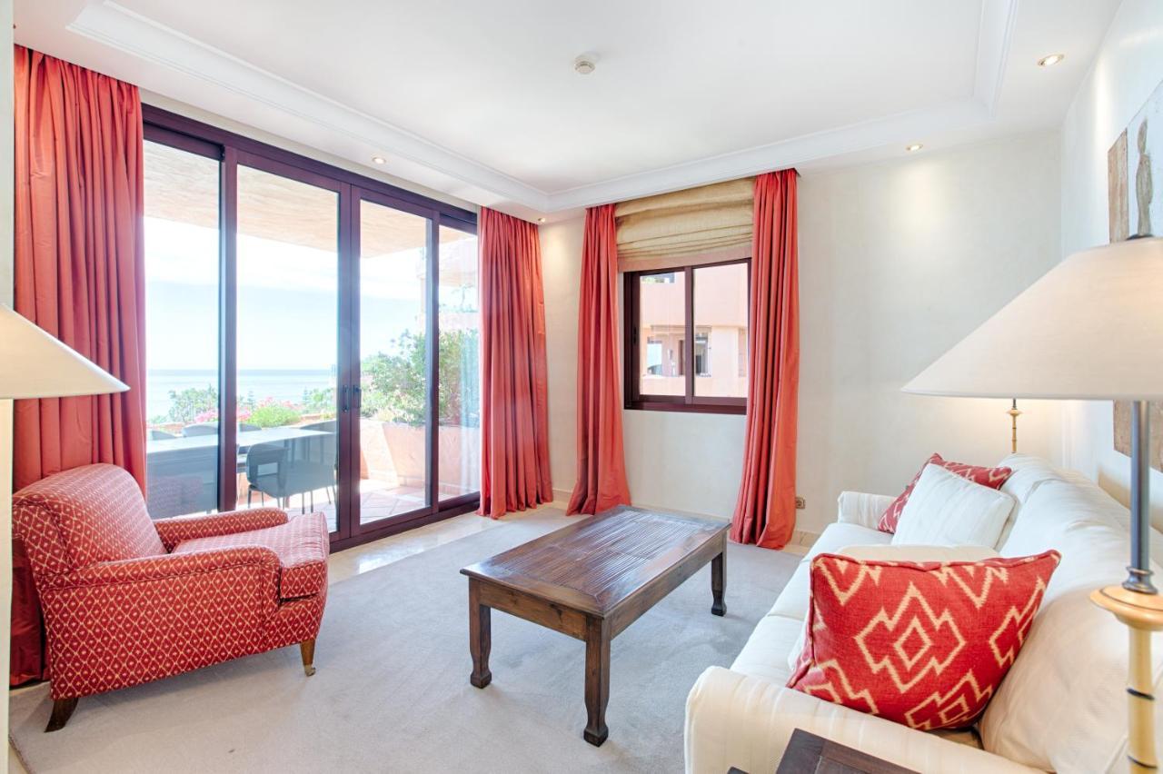 Bahia Beach Apartments Estepona Esterno foto
