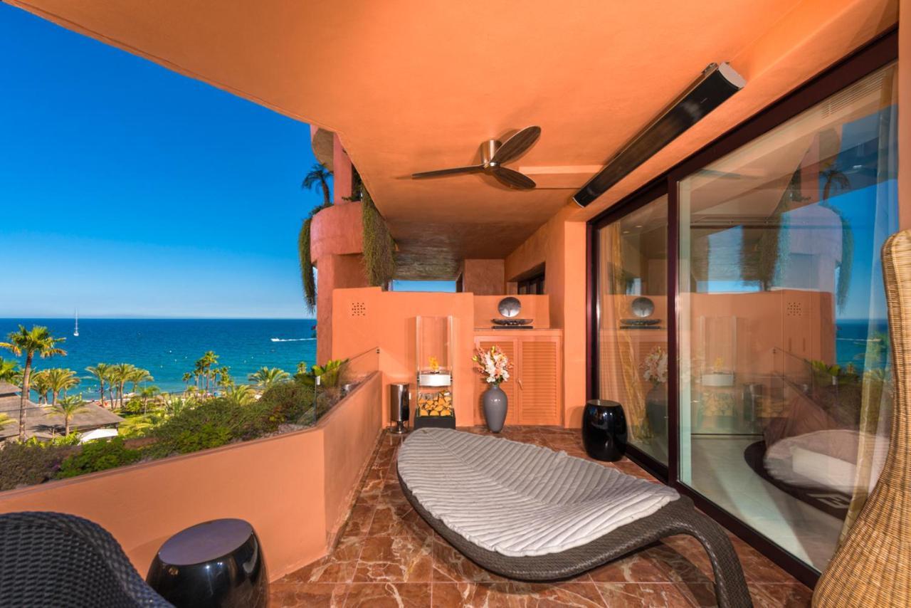 Bahia Beach Apartments Estepona Esterno foto