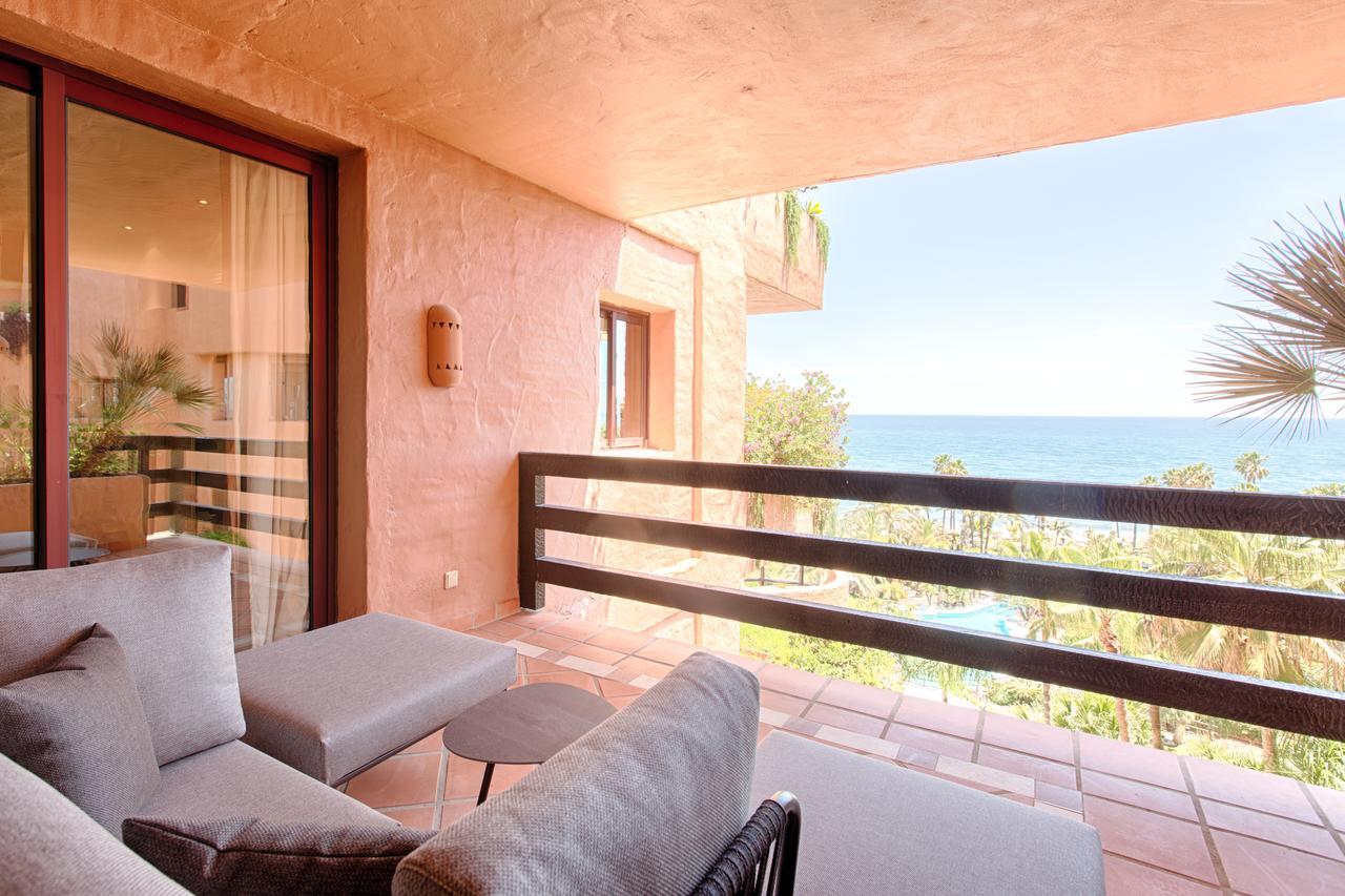 Bahia Beach Apartments Estepona Esterno foto